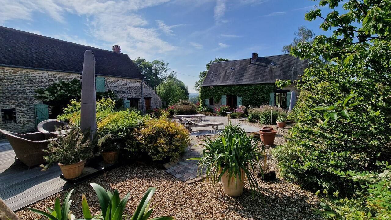 Photo of Others in Fay