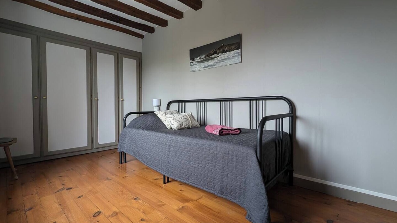 Photo of Bedroom in Bazoches-sur-Hoene