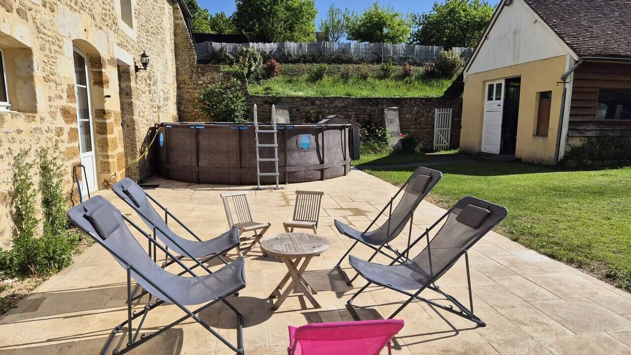 Photo of Patio Balcony in Bazoches-sur-Hoene