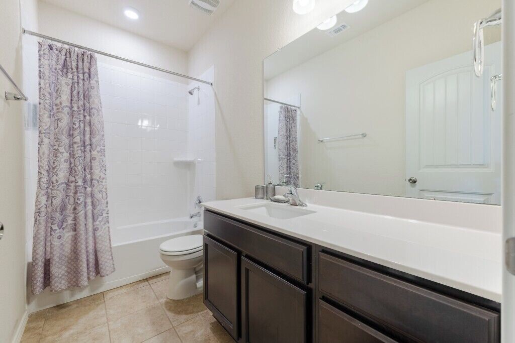 Photo of Bathroom in Williamson County