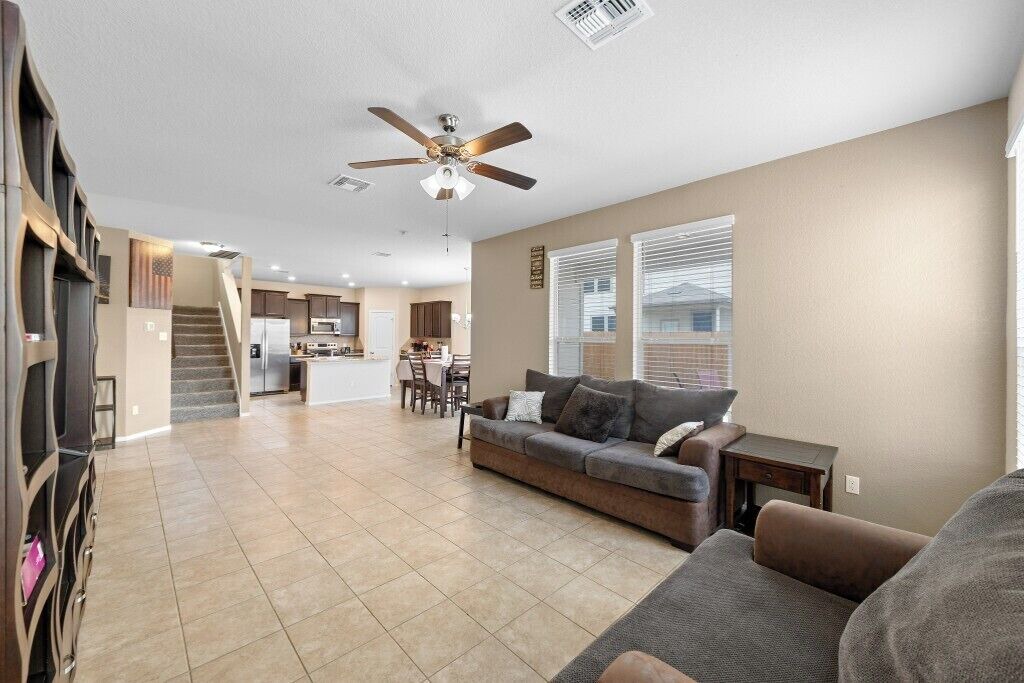 Photo of Livingroom in Williamson County