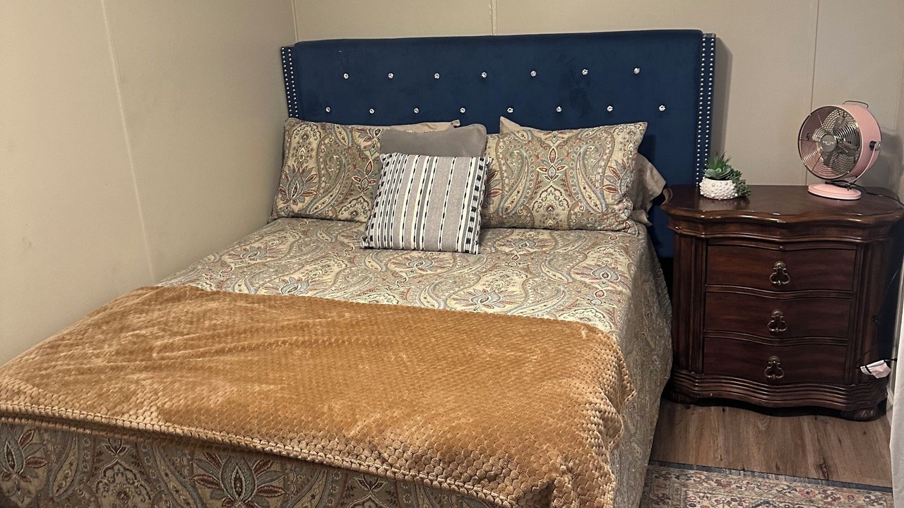 Photo of Bedroom in Navarro County