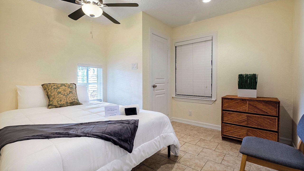 Photo of Bedroom in Spring Branch East
