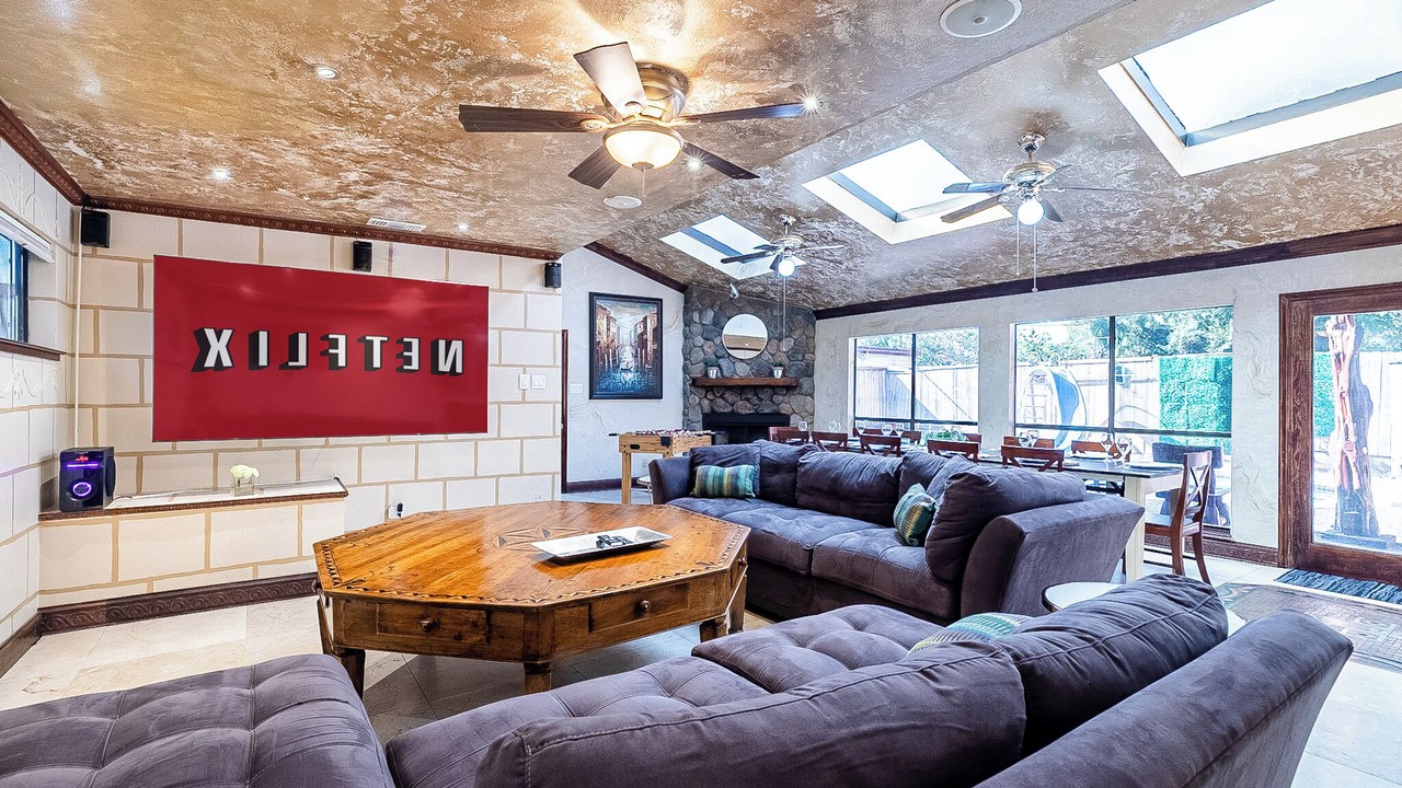 Photo of Livingroom in Spring Branch East