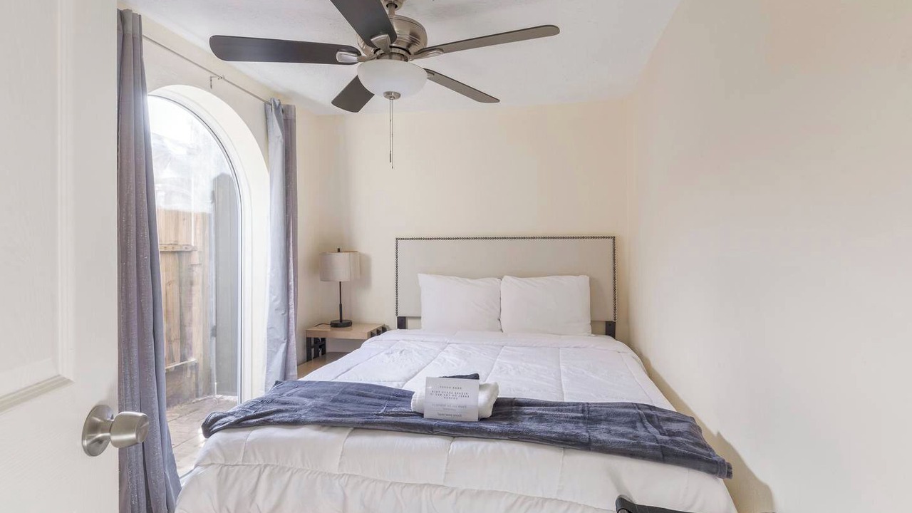 Photo of Bedroom in Spring Branch East