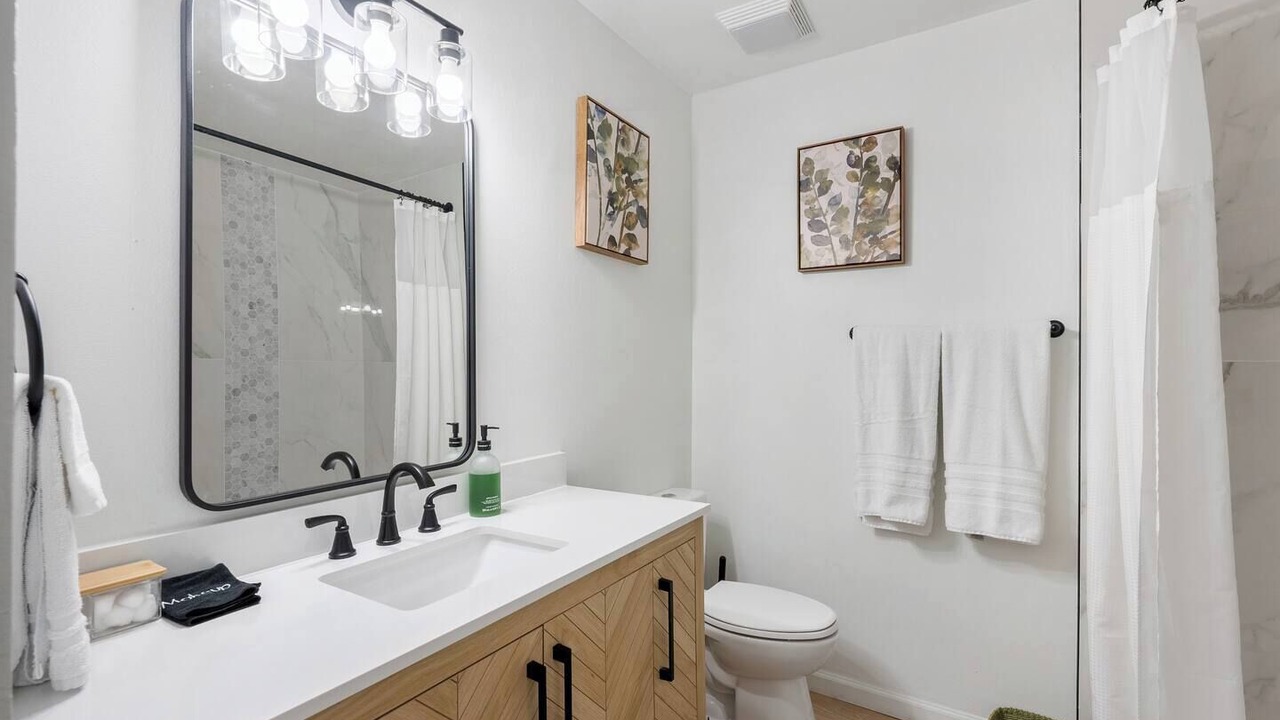 Photo of Bathroom in Northeast Heights