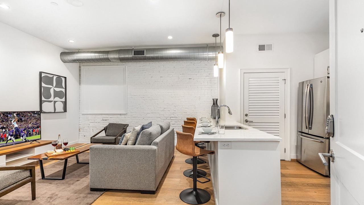 Photo of Livingroom in Downtown Nashville