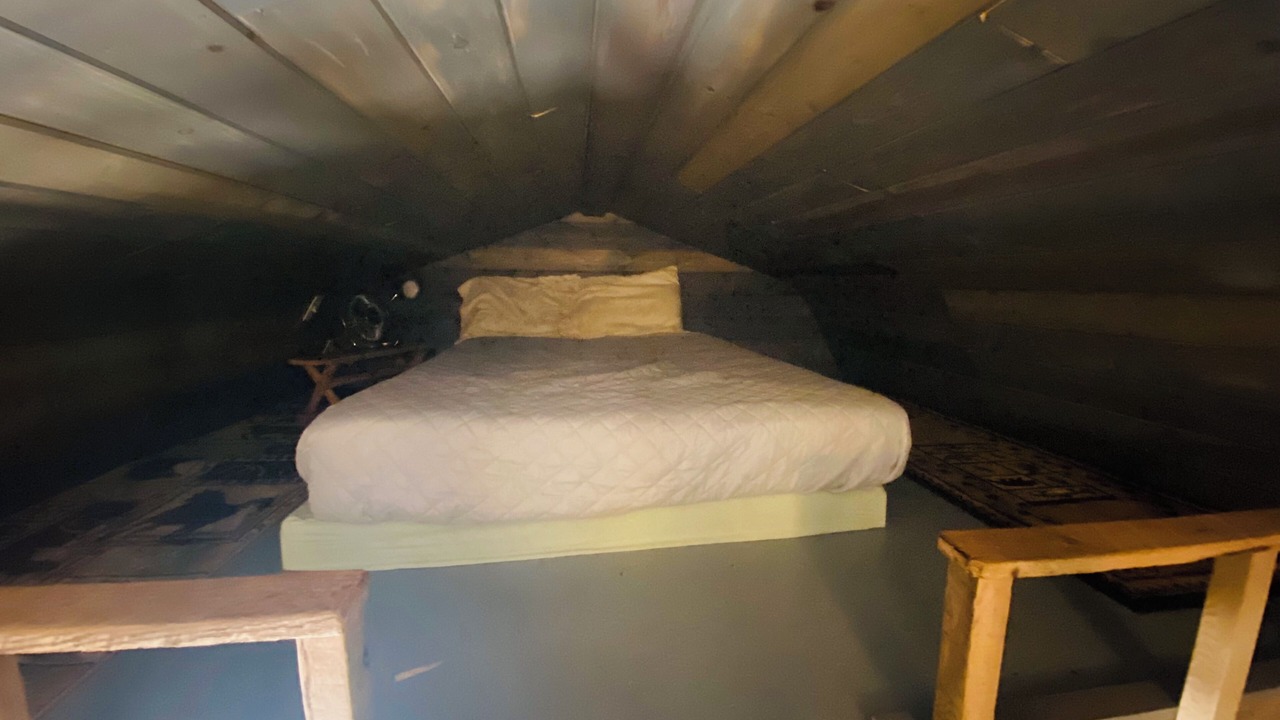 Photo of Bedroom in Compton