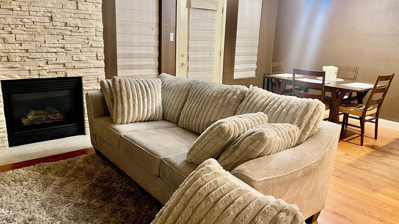Photo of Livingroom in Euless