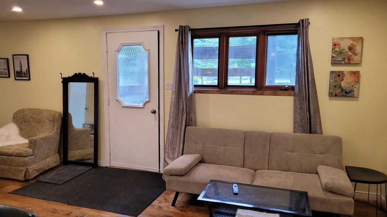 Photo of Livingroom in Martintown
