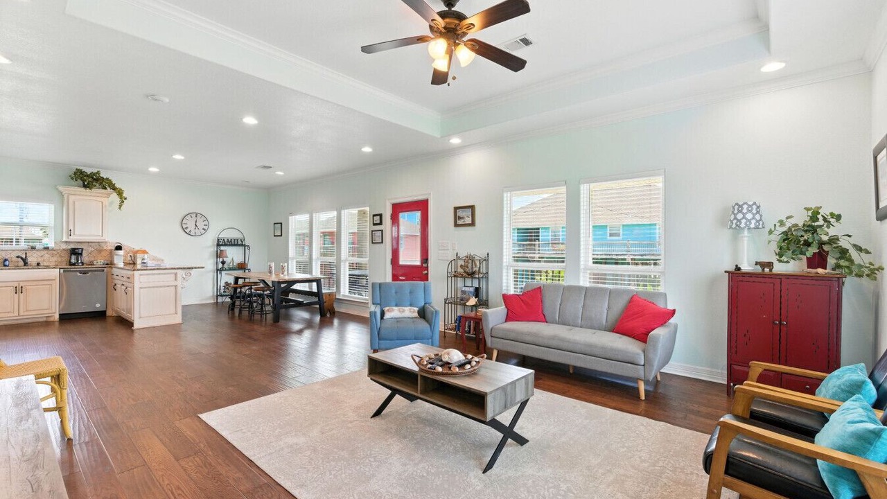 Photo of Livingroom in Port Bolivar