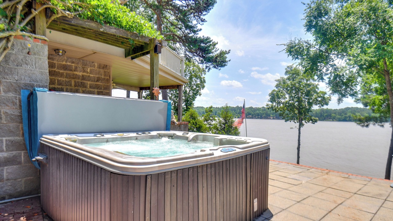 Photo of Others in Elberton