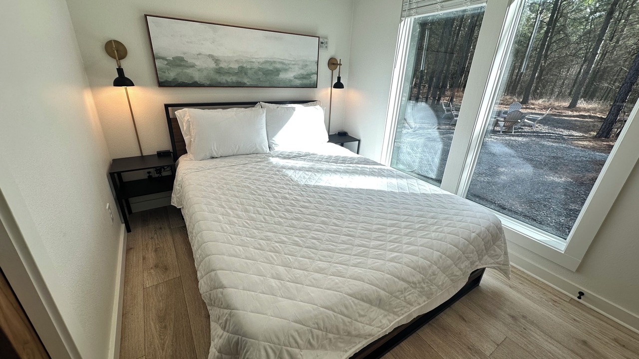 Photo of Bedroom in Dogwood