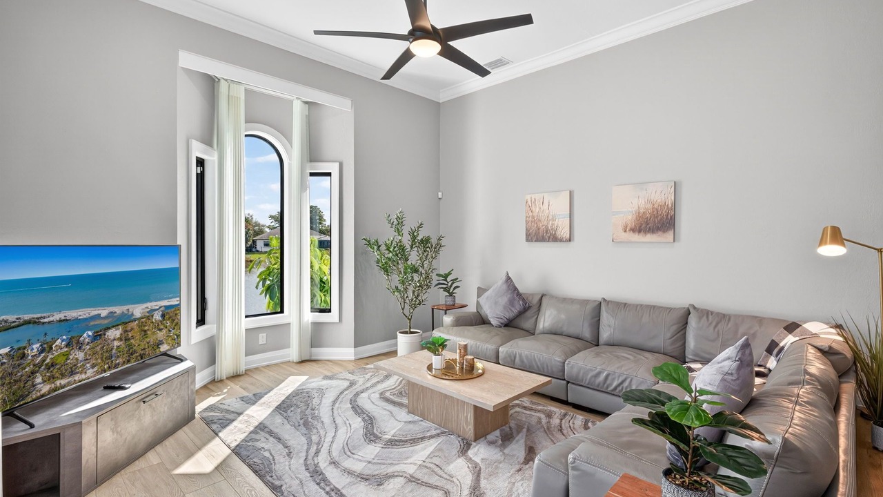 Photo of Livingroom in Palm River Estates