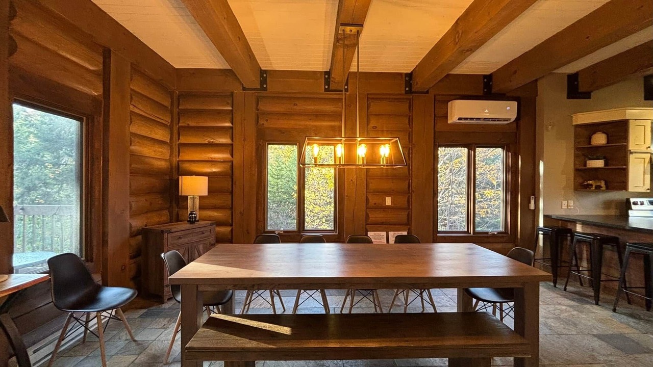 Photo of Bedroom in Saint-Faustin-Lac-Carre