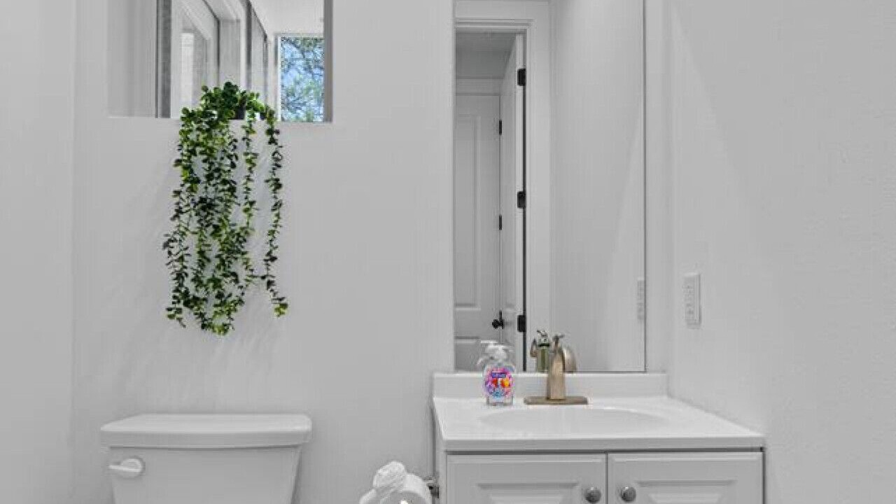 Photo of Bathroom in University Hills and Windsor Park