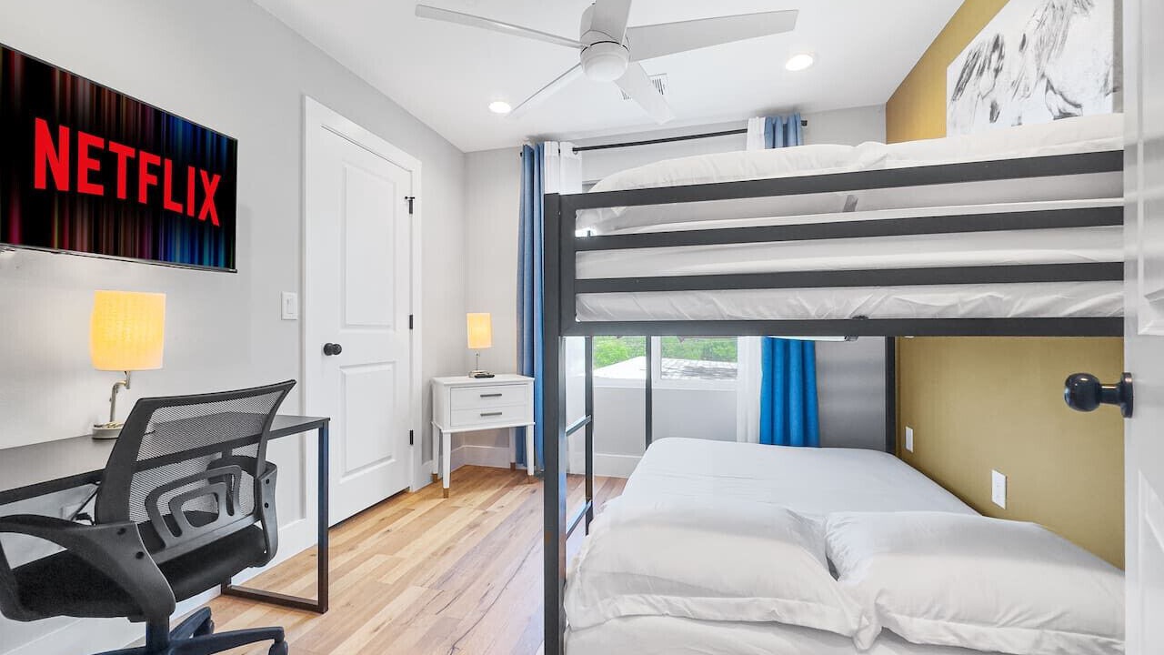 Photo of Bedroom in University Hills and Windsor Park