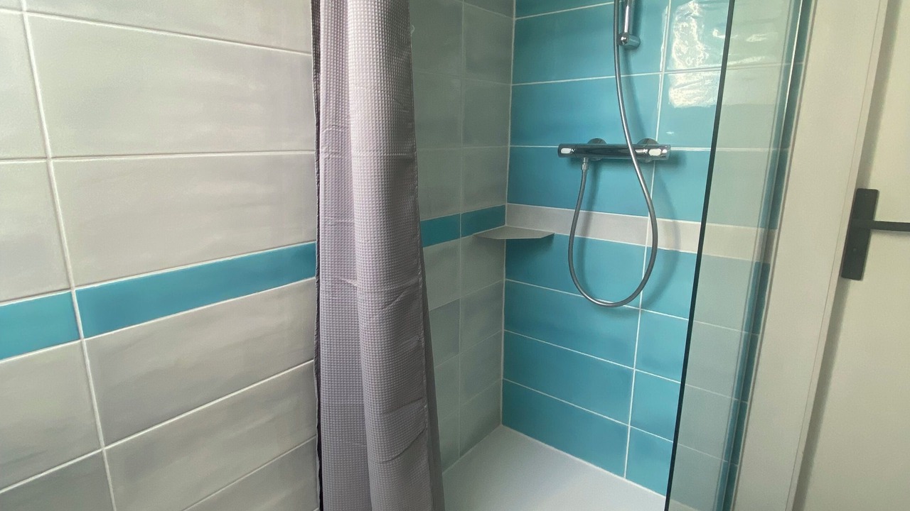 Photo of Bathroom in Plouer-sur-Rance