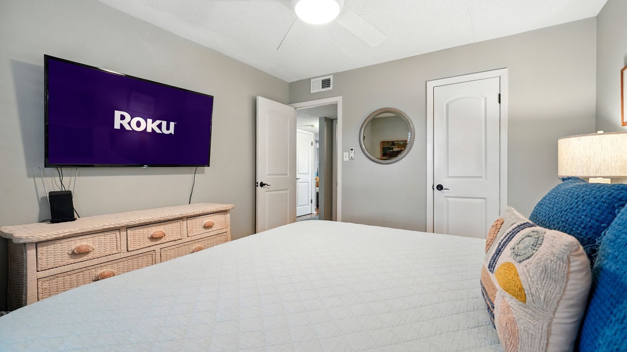 Photo of Bedroom in Point Venture