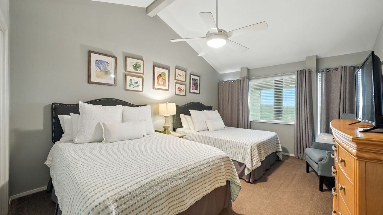 Photo of Bedroom in Point Venture