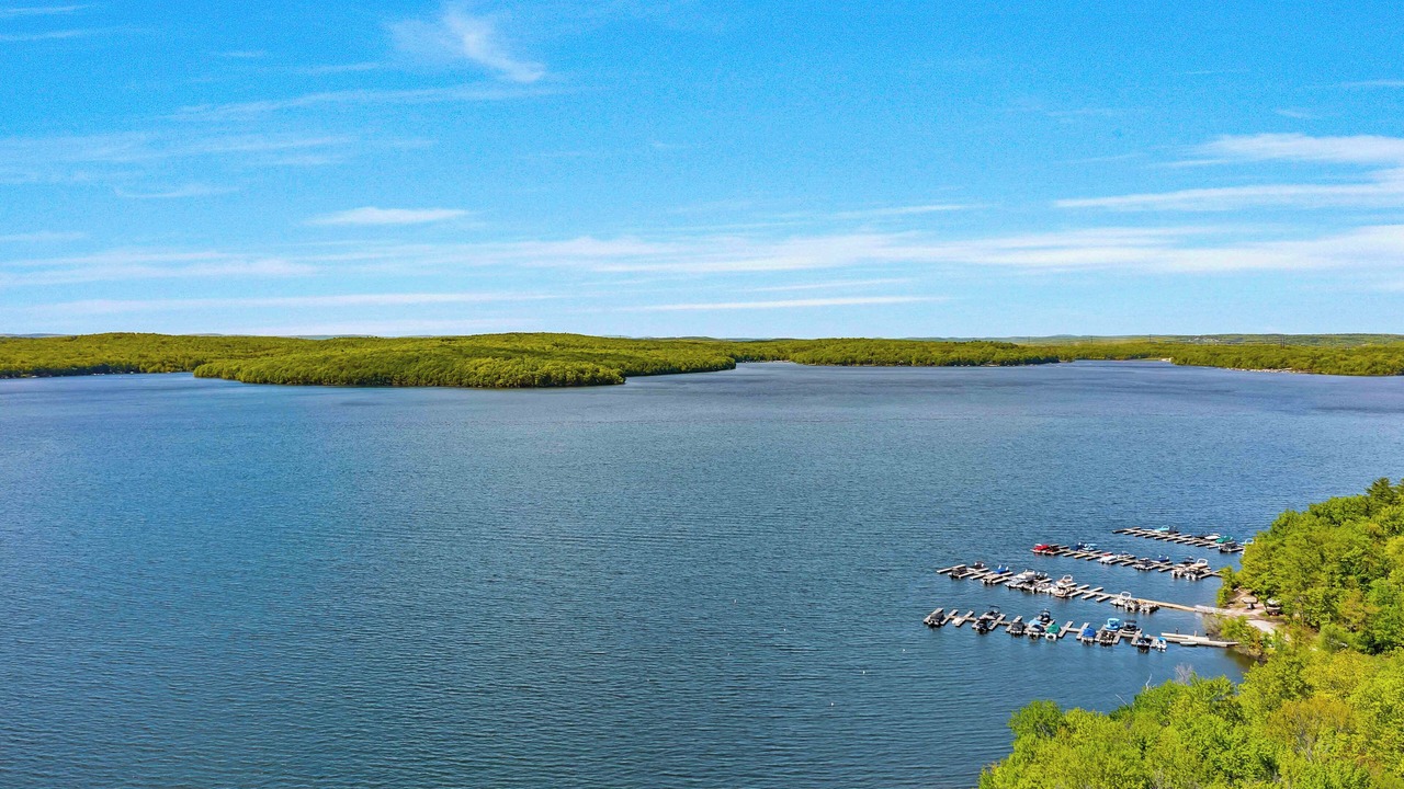 Photo of Others in Tafton