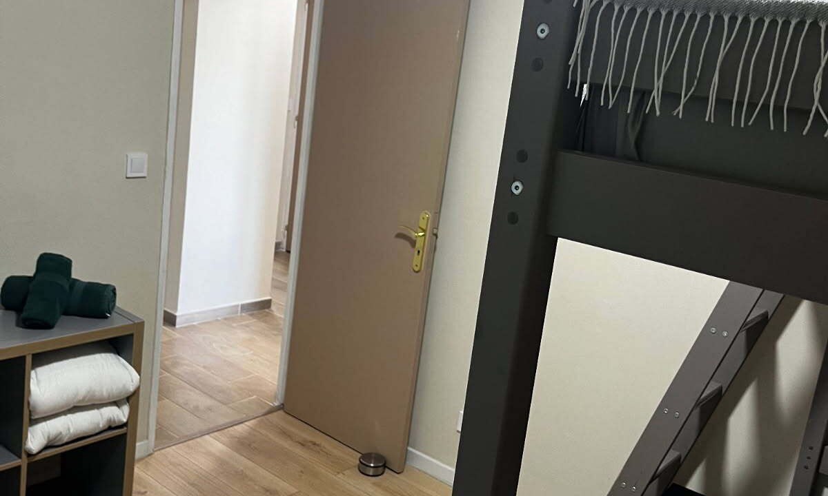 Photo of Bedroom in Vitrolles