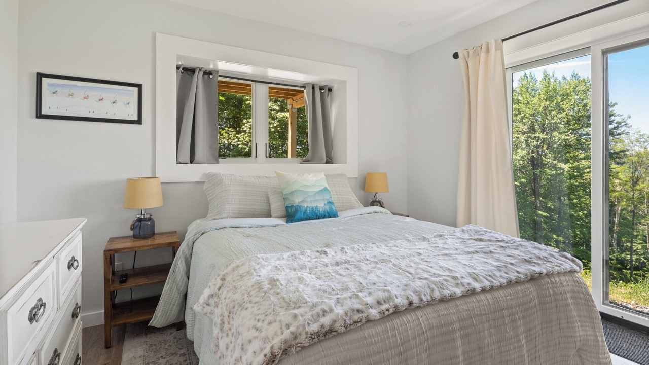 Photo of Bedroom in Warren