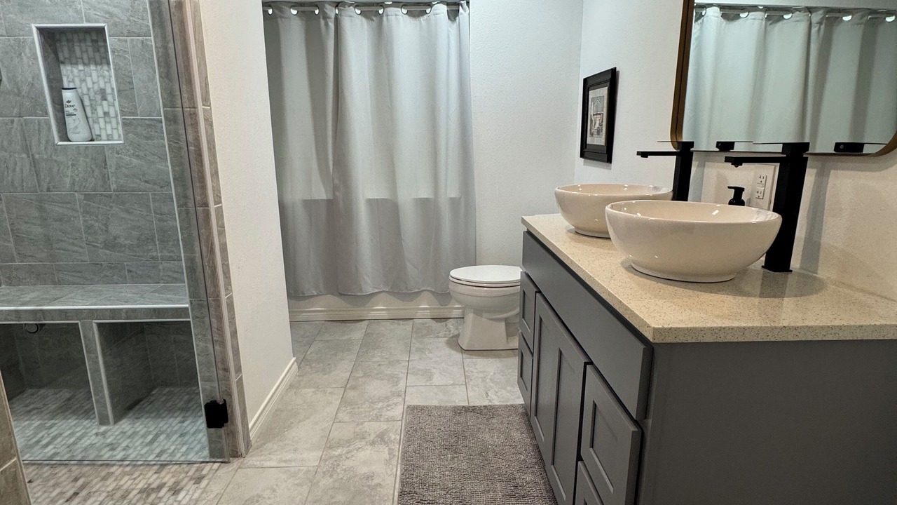 Photo of Bathroom in Murchison