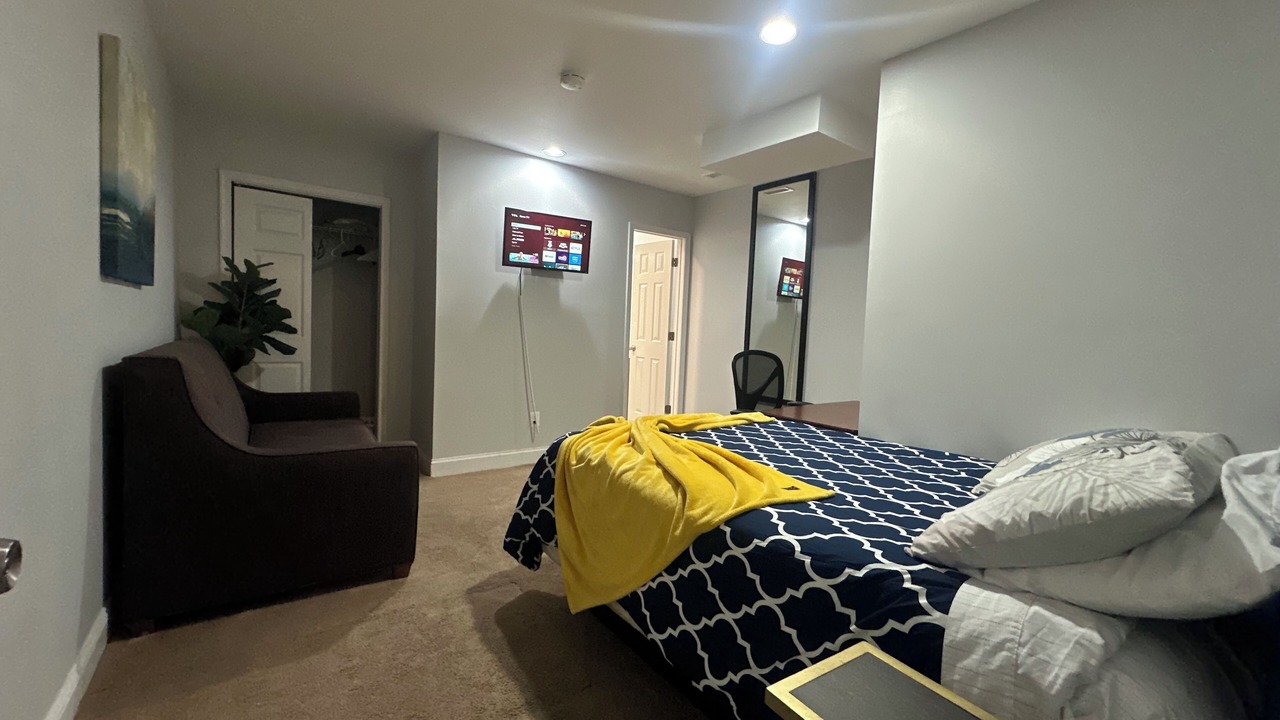 Photo of Bedroom in Wheaton-Glenmont