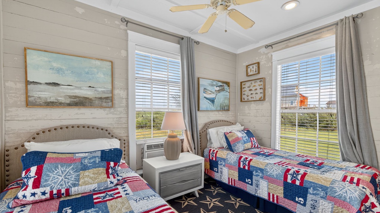 Photo of Bedroom in Surfside Beach