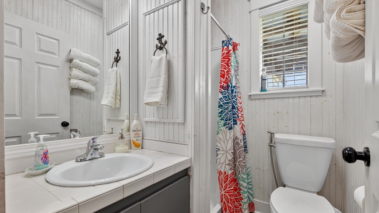Photo of Bathroom in Surfside Beach