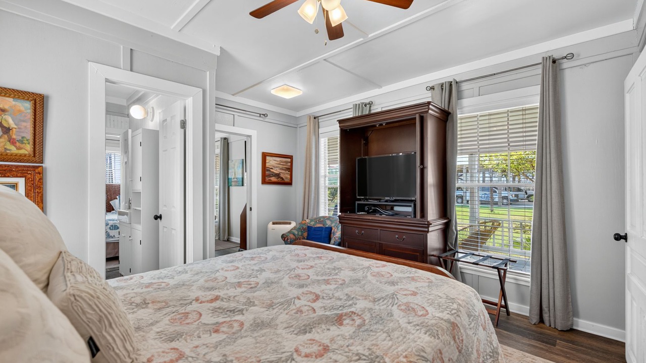 Photo of Bedroom in Surfside Beach