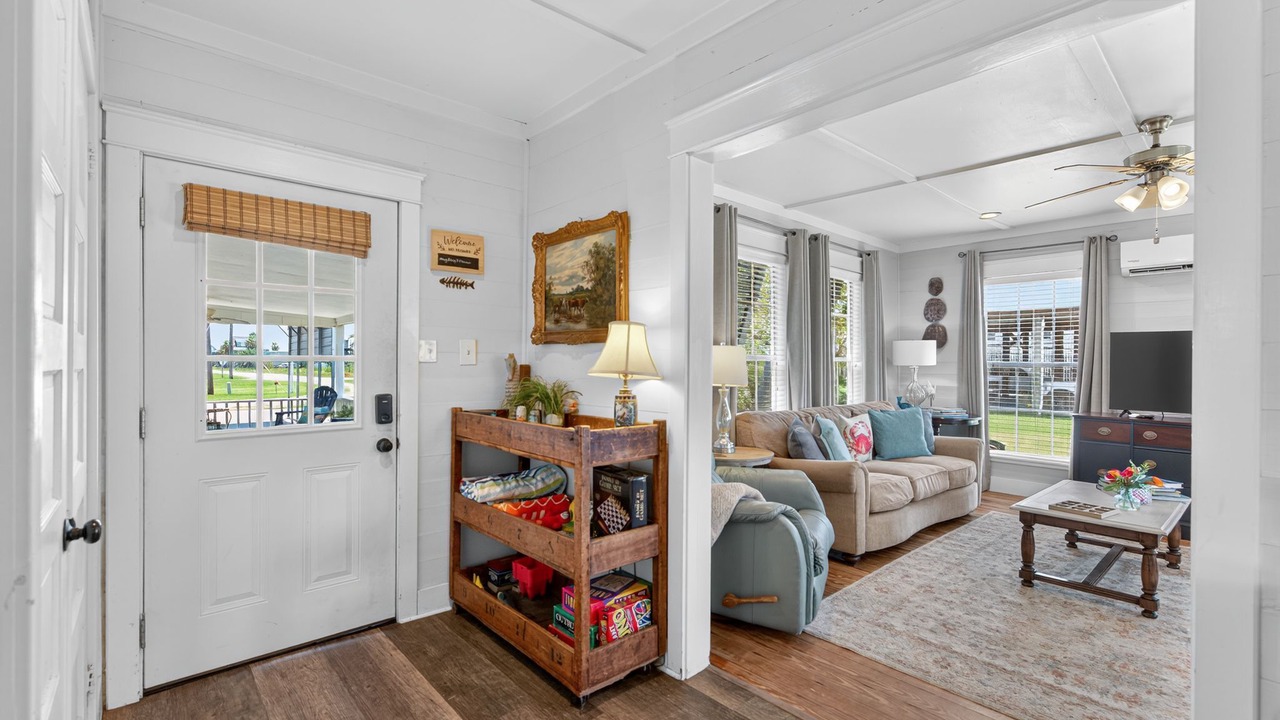 Photo of Livingroom in Surfside Beach