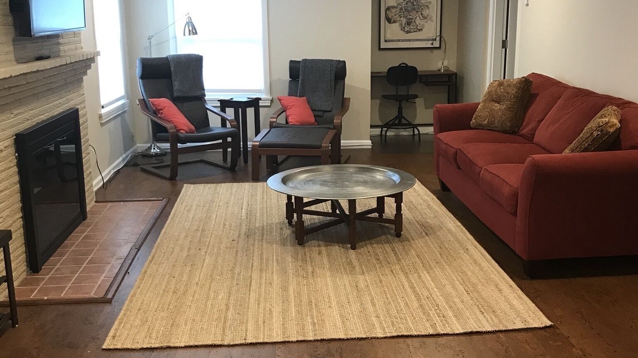 Photo of Livingroom in Victory Heights
