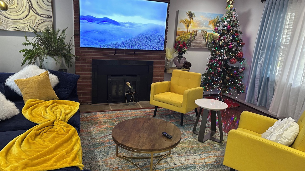 Photo of Livingroom in Wheaton-Glenmont
