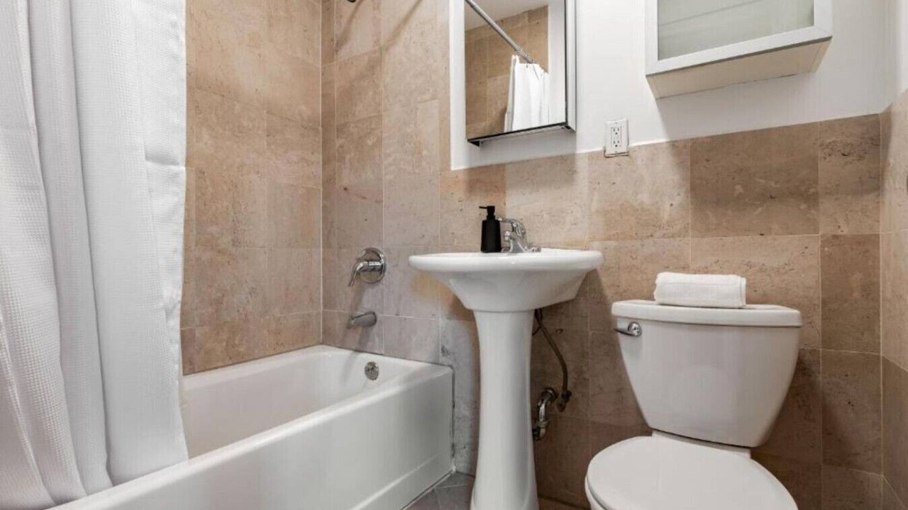 Photo of Bathroom in East Harlem