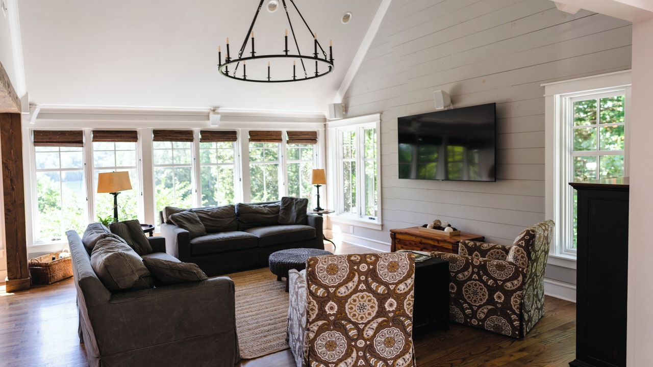 Photo of Livingroom in Ashley Oaks