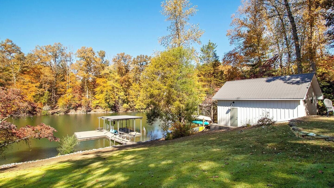 Photo of Outdoor in Ashley Oaks
