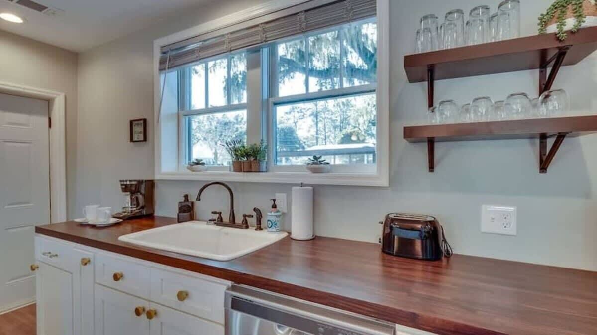 Photo of Kitchen in Thunderbolt