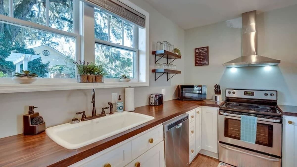 Photo of Kitchen in Thunderbolt