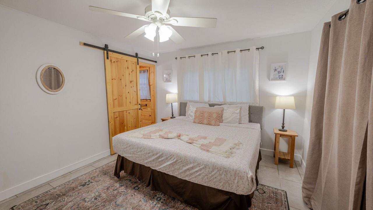 Photo of Bedroom in Garden City