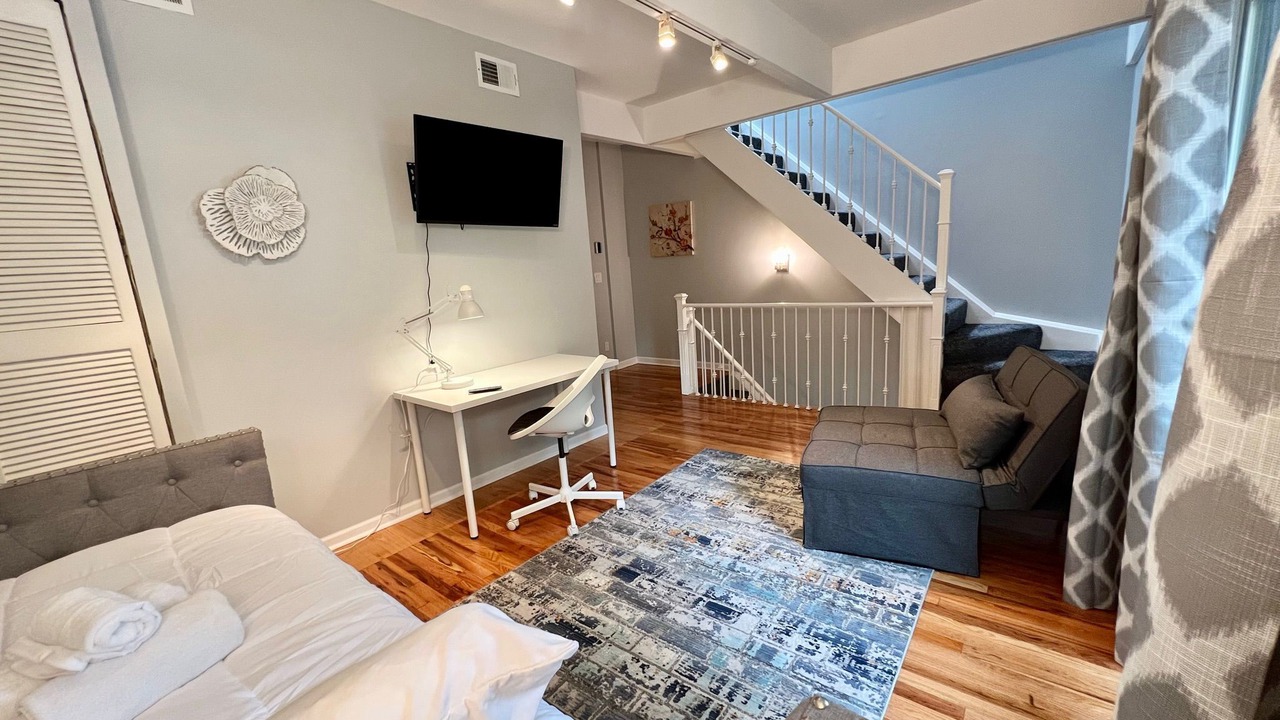 Photo of Bedroom in Park West