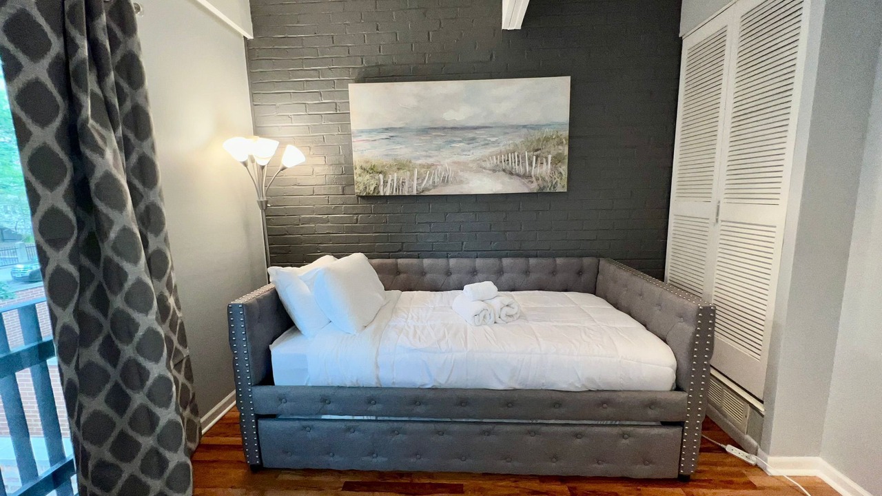 Photo of Bedroom in Park West
