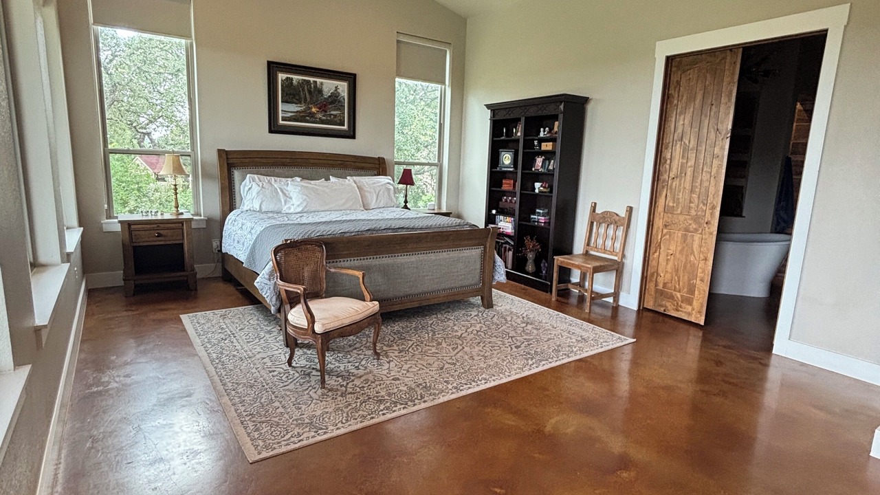 Photo of Bedroom in Lick Creek Ranch
