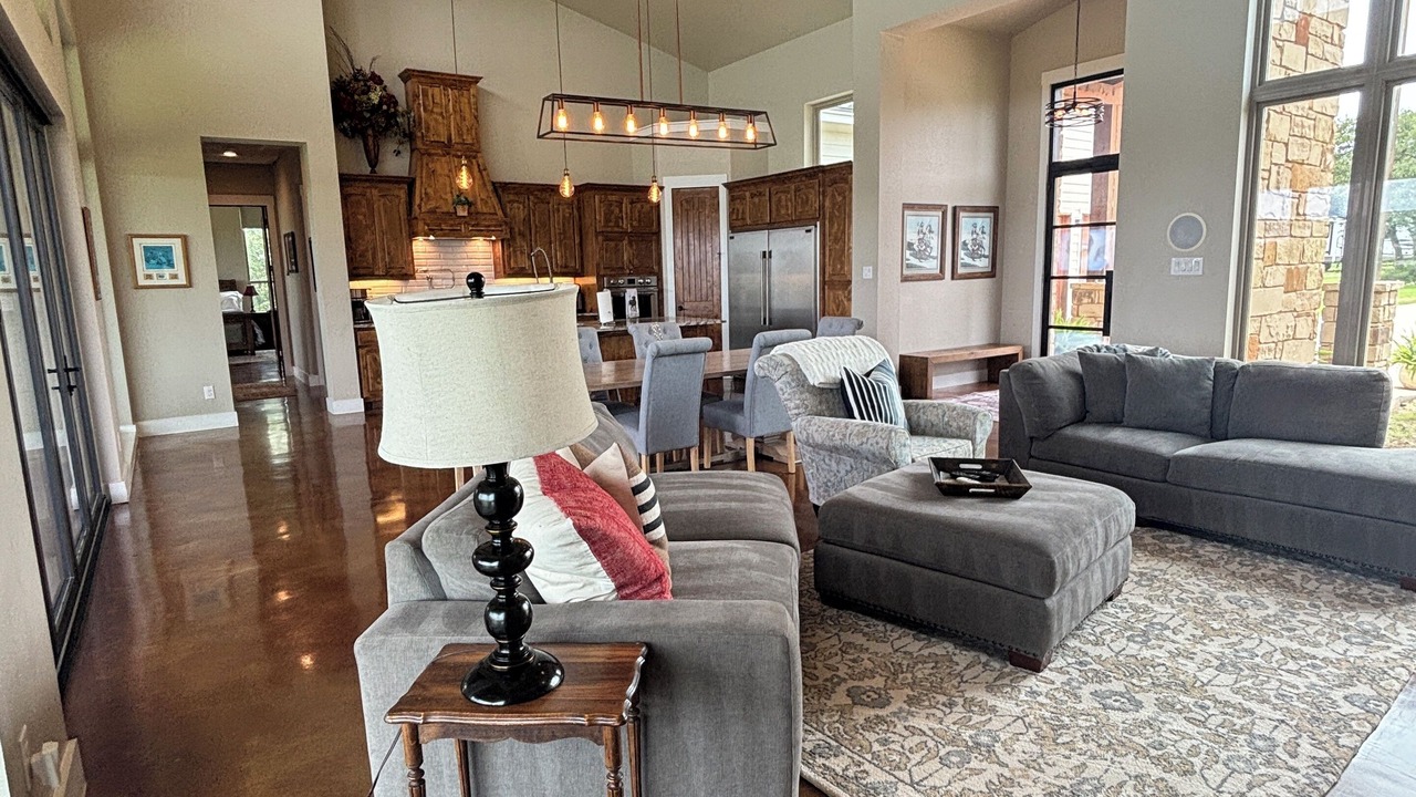 Photo of Livingroom in Lick Creek Ranch