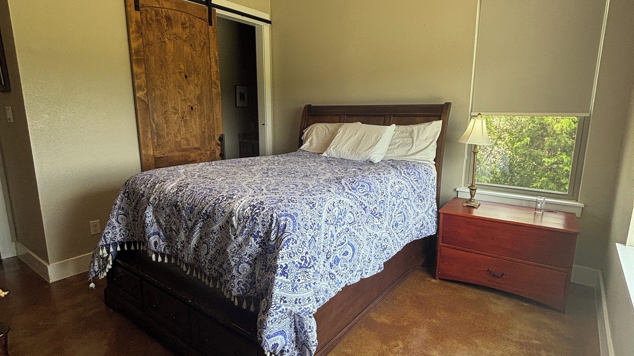 Photo of Bedroom in Lick Creek Ranch