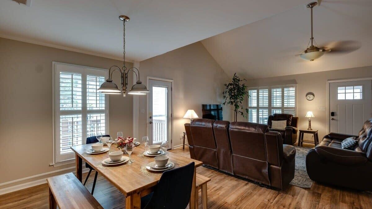 Photo of Livingroom in Savannah