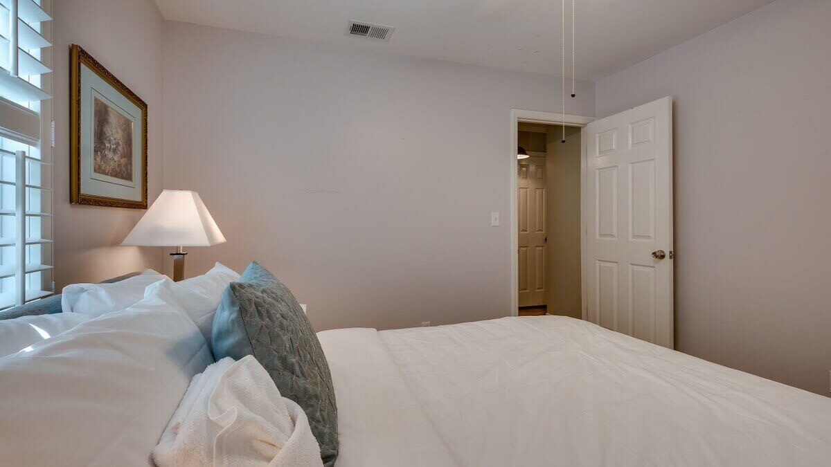 Photo of Bedroom in Savannah