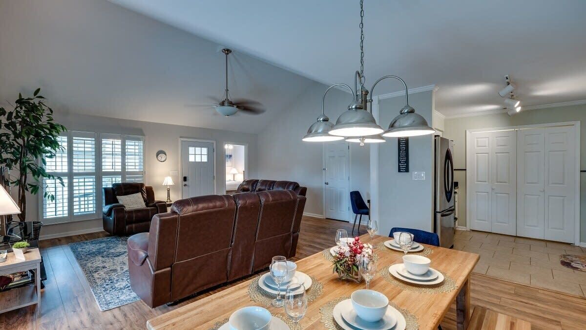 Photo of Livingroom in Savannah