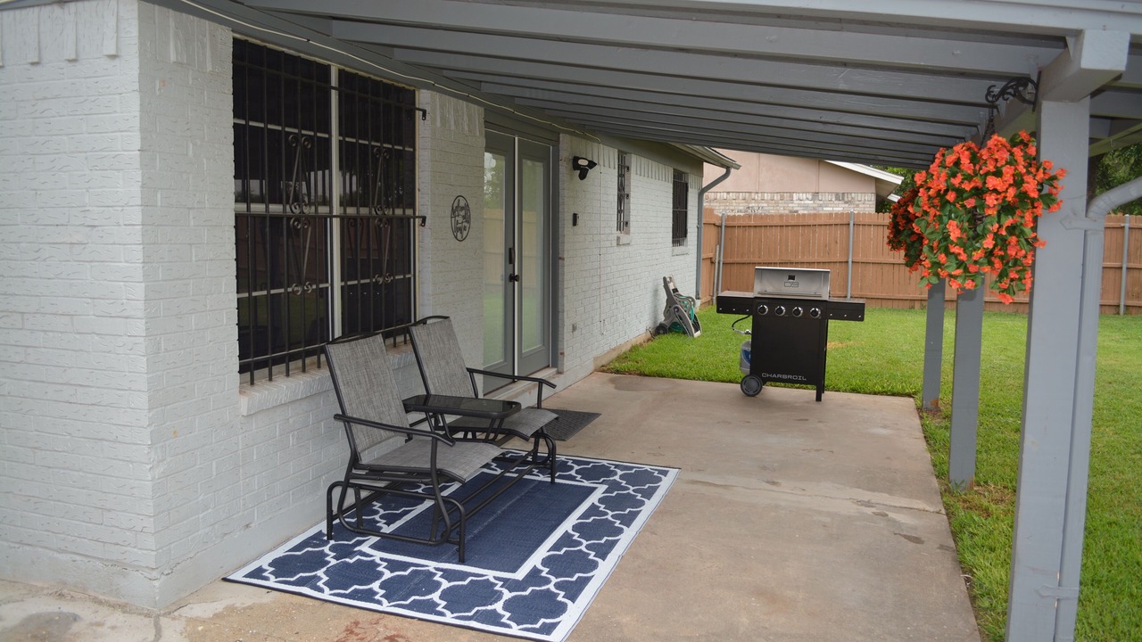 Photo of Outdoor in Forest Hill